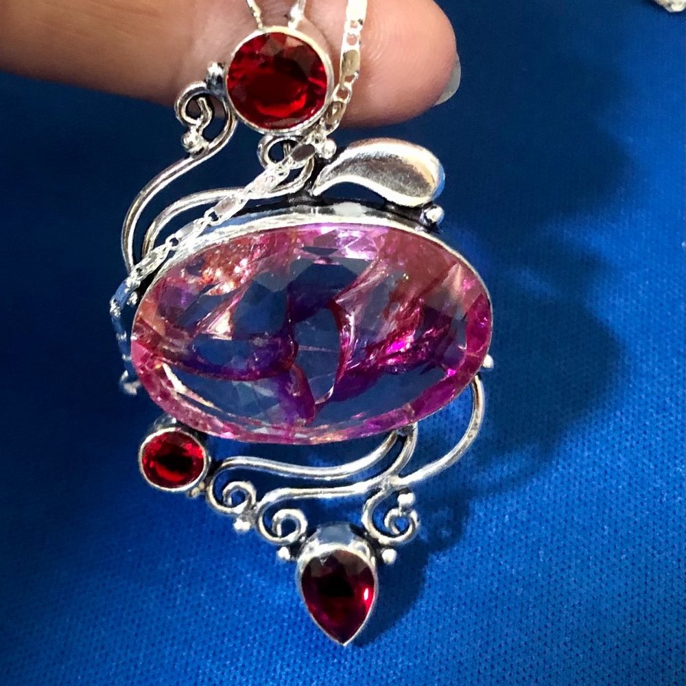 Snake Skin Quartz Garnet Gemstone 925 Stamped Sterling Silver Plated Necklace.